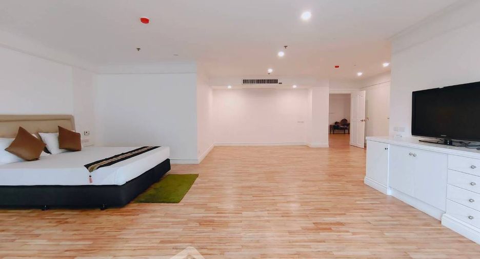 Apartamento en alquiler de 4 habitaciones en Khlong Toei, Bangkok