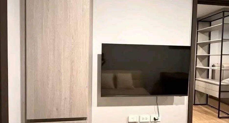 For rent 1 bed condo in Phaya Thai, Bangkok