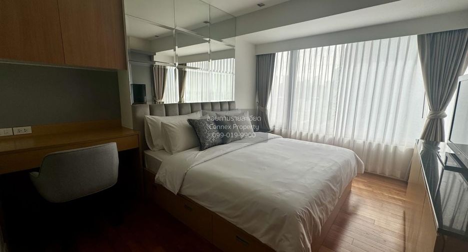 For rent 2 bedrooms condo in Sathon, Bangkok
