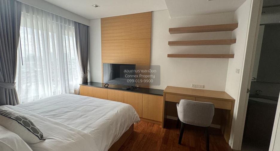For rent 2 bedrooms condo in Sathon, Bangkok