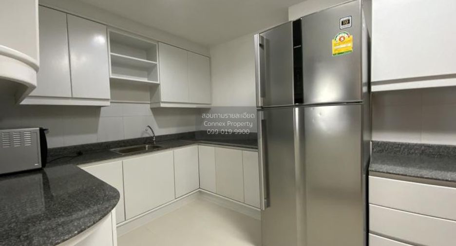 Wohnung zur Miete mit 3 Zimmer in Khlong Toei, Bangkok