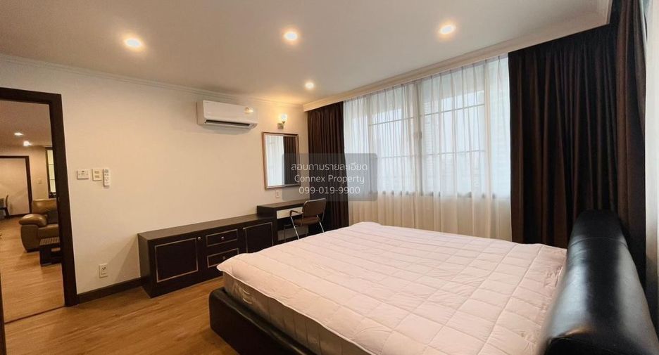 For rent 3 bedrooms condo in Khlong Toei, Bangkok