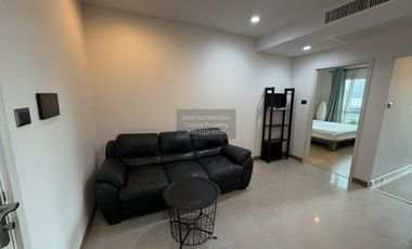 Condo en alquiler de 1 habitaciones en Huai Khwang, Bangkok