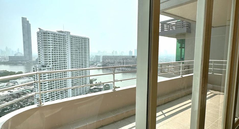 For rent 3 bedrooms condo in Bang Kho Laem, Bangkok