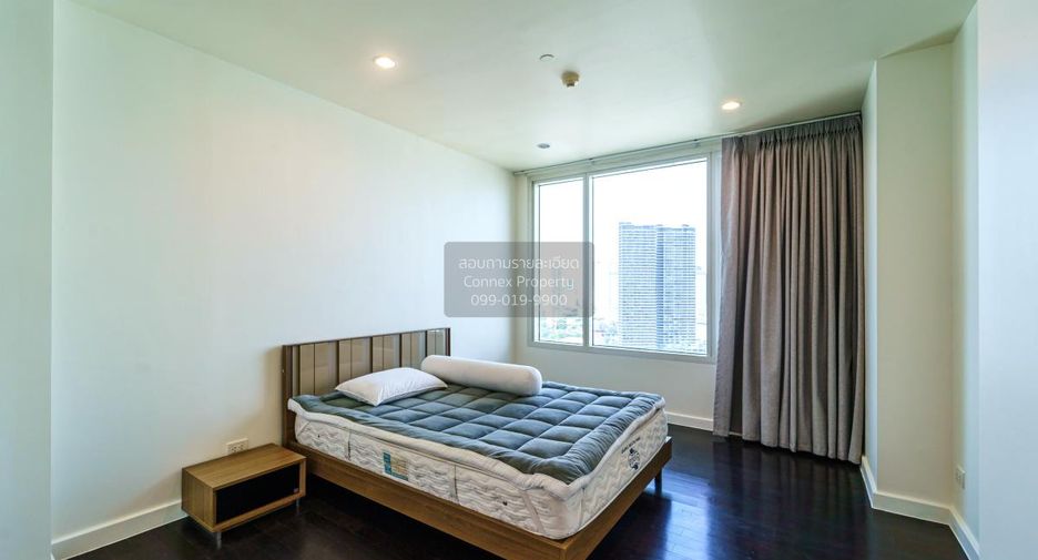 For rent 3 bedrooms condo in Bang Kho Laem, Bangkok