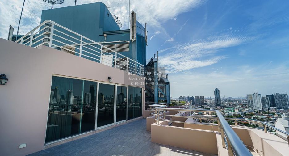 For rent 3 bedrooms condo in Bang Kho Laem, Bangkok