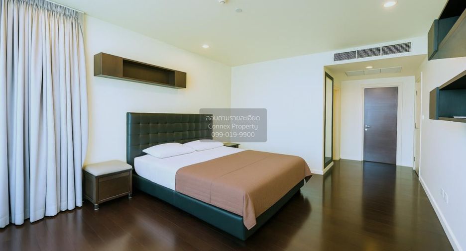 For rent 3 bedrooms condo in Bang Kho Laem, Bangkok