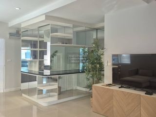 For rent 3 bedrooms townhouse in Prawet, Bangkok