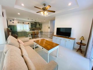 Casa en alquiler de 4 habitaciones en Mueang Samut Prakan, Samut Prakan