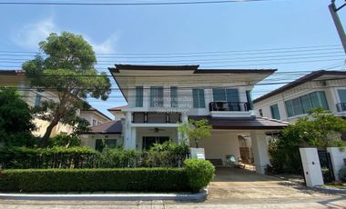 Casa en alquiler de 4 habitaciones en Mueang Samut Prakan, Samut Prakan