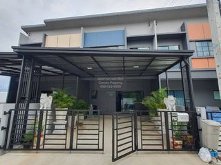 À louer 3 chambres maison de ville à Bang Yai, Nonthaburi