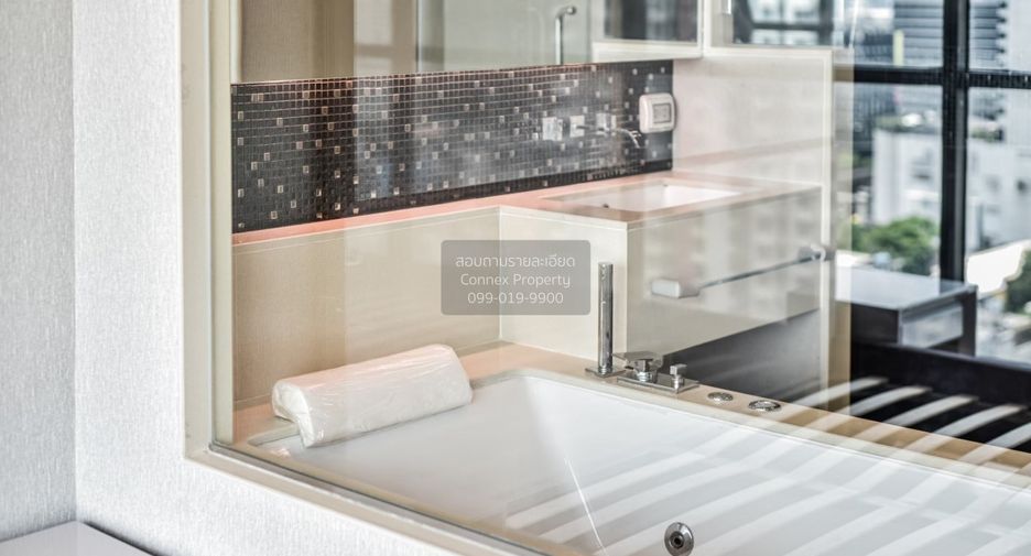 For rent 2 bedrooms condo in Sathon, Bangkok