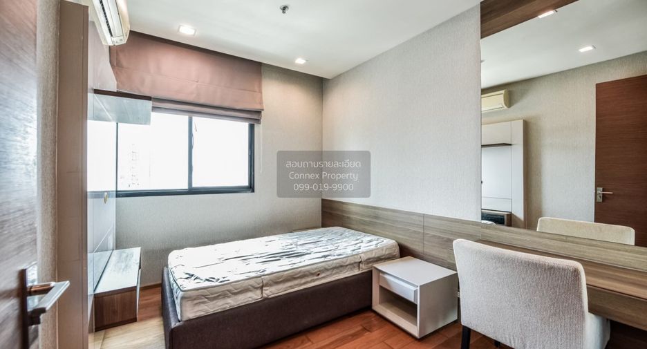 For rent 2 bedrooms condo in Sathon, Bangkok