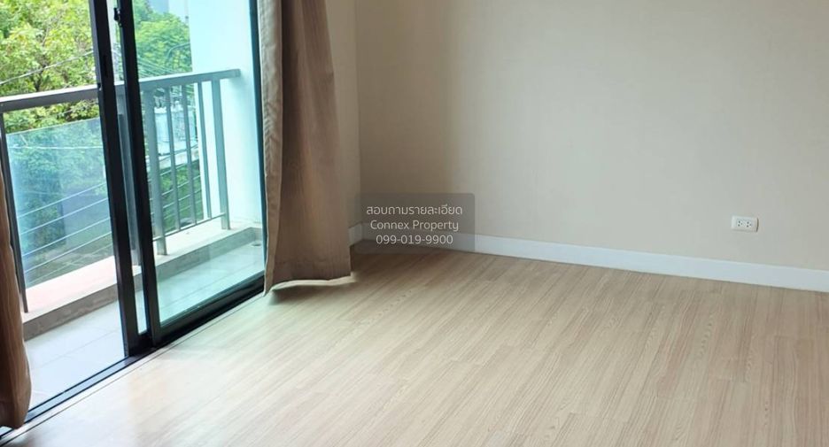 For rent 4 bedrooms townhouse in Bang Yai, Nonthaburi