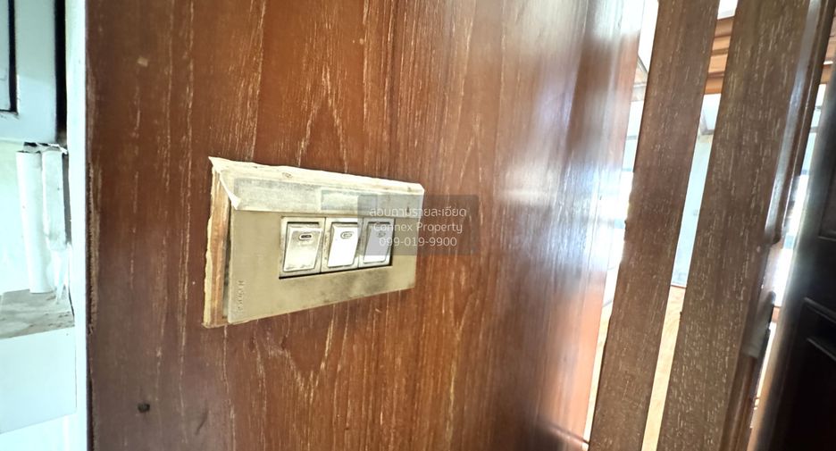 Reihenhaus zur Miete mit 4 Zimmer in Bangkok Noi, Bangkok