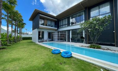 À louer 5 chambres maison à Mueang Phuket, Phuket