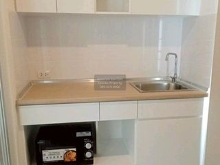 For rent 2 bedrooms condo in Phra Khanong, Bangkok