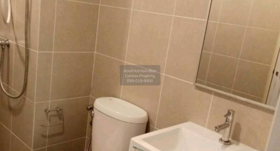 For rent 2 bedrooms condo in Phra Khanong, Bangkok