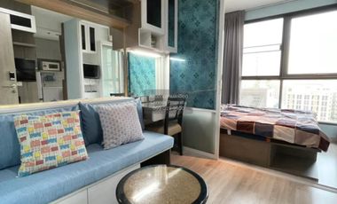 Wohnung zur Miete mit 1 Zimmer in Phra Khanong, Bangkok