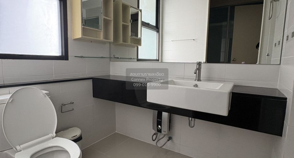 Condo en alquiler de 2 habitaciones en Huai Khwang, Bangkok