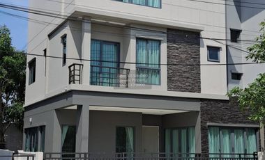 For rent 4 bedrooms house in Saphan Sung, Bangkok