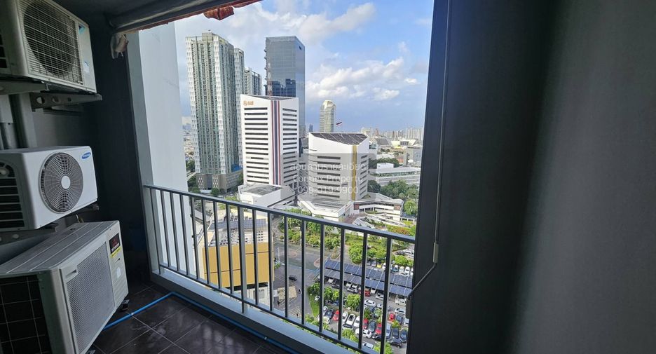 For rent 2 bedrooms condo in Huai Khwang, Bangkok