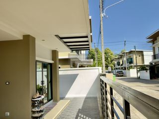 出租 4 卧室 独立屋 在 塔朗, 普吉
