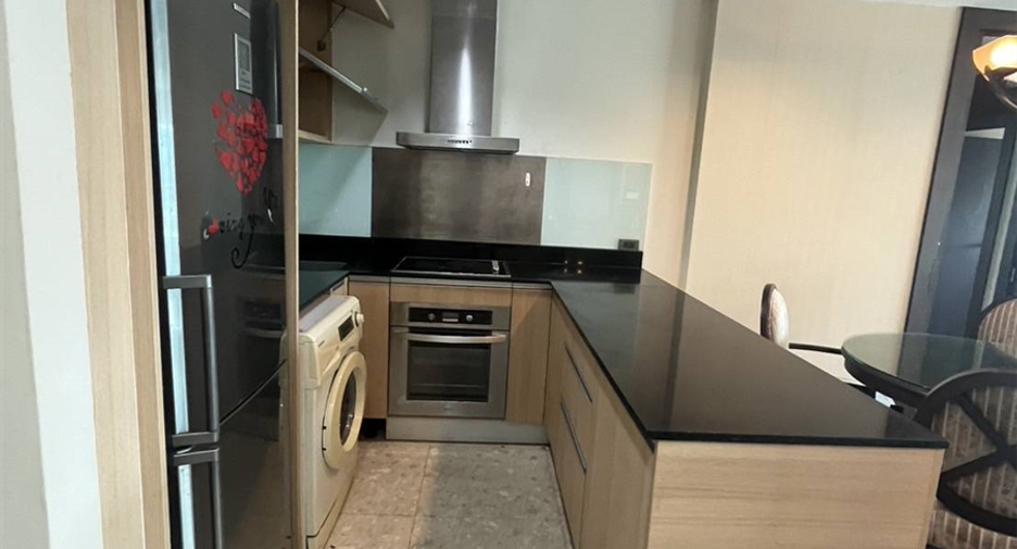 For rent 2 bedrooms condo in Sathon, Bangkok