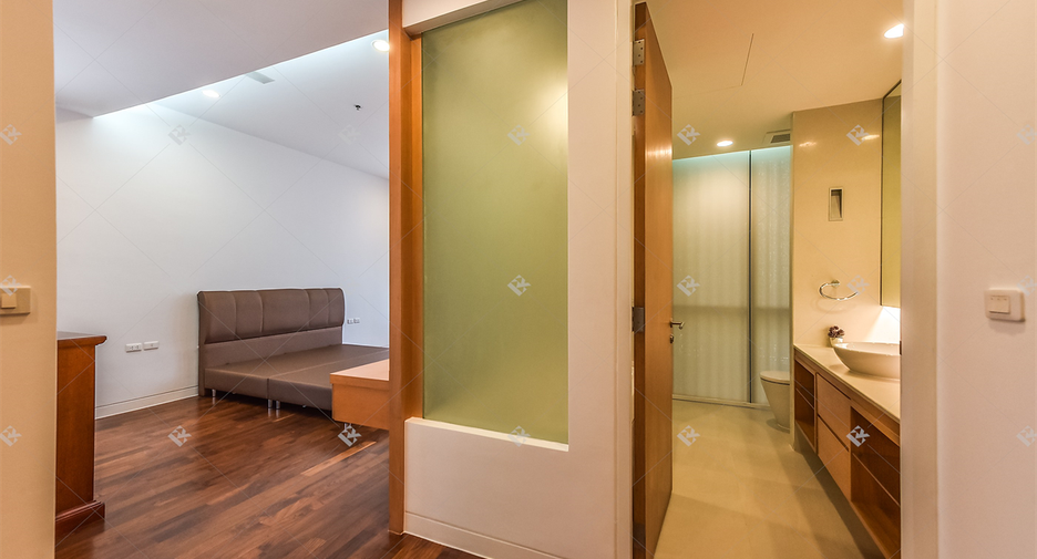 For rent 2 ベッドルーム condo in Khlong Toei, Bangkok