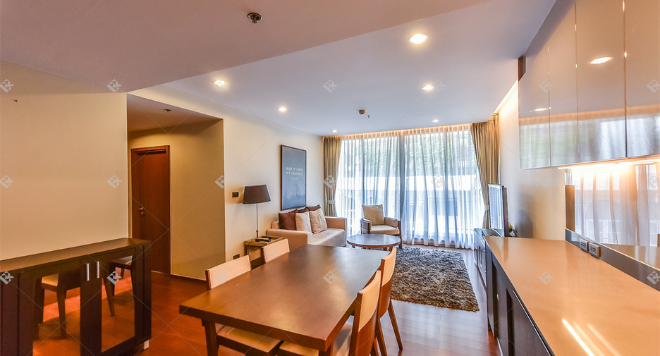 For rent 2 bedrooms condo in Sathon, Bangkok