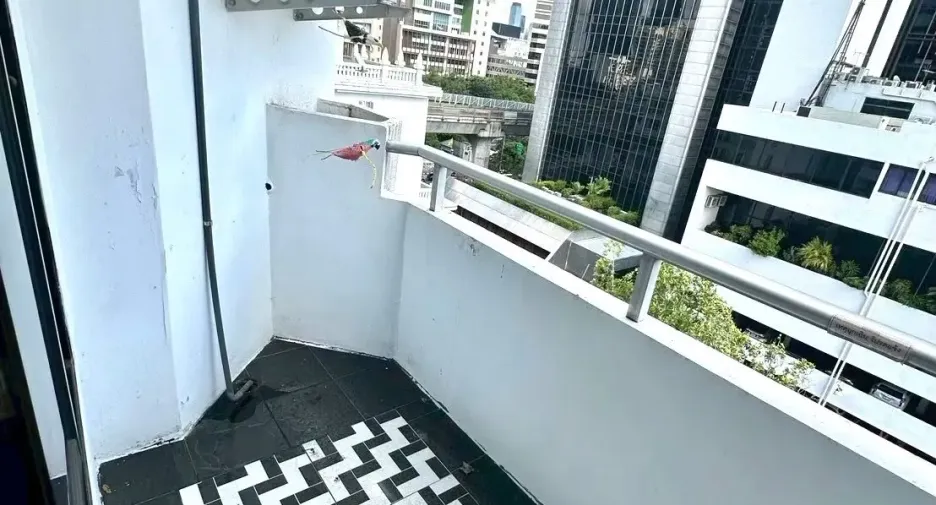 À louer studio condo à Pathum Wan, Bangkok