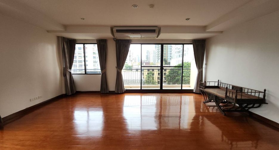ให้เช่า 3 ห้องนอน คอนโด ใน วัฒนา, กรุงเทพฯ