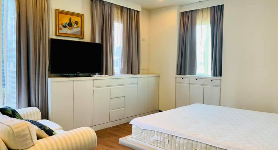 For rent and for sale 2 bedrooms condo in Pathum Wan, Bangkok