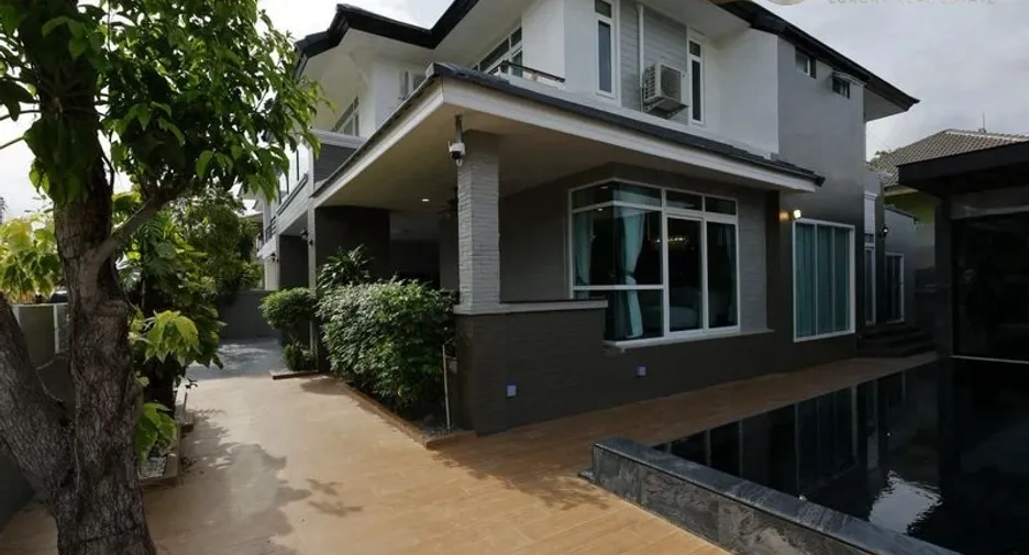 ให้เช่า 5 ห้องนอน วิลล่า ใน บางละมุง, ชลบุรี