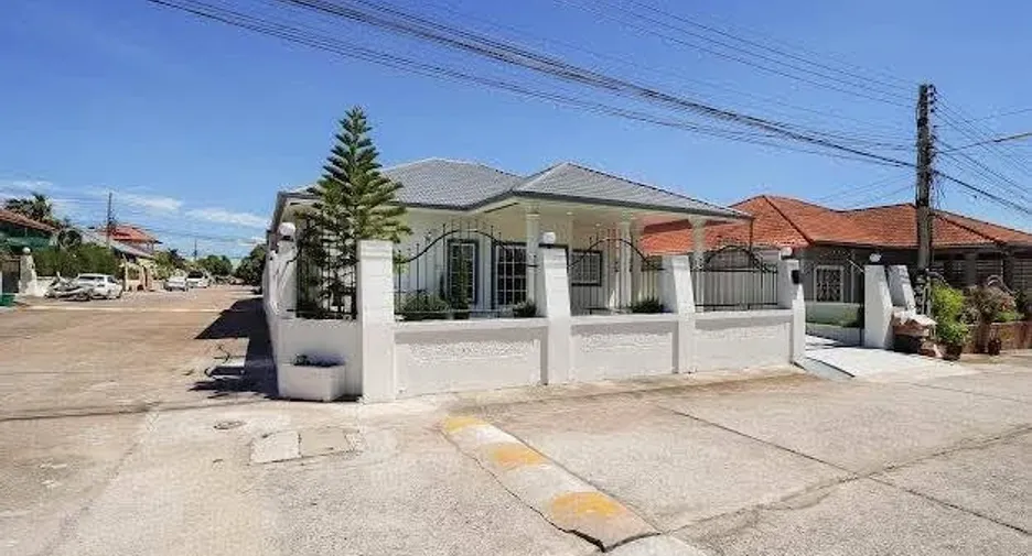 For sale 3 bedrooms house in Bang Lamung, Chonburi