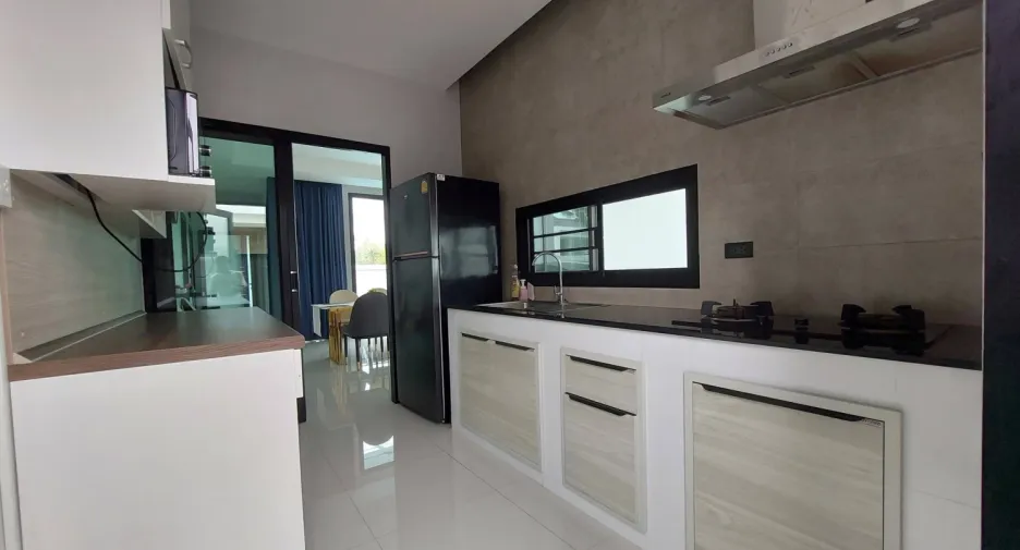 Villa en alquiler de 3 habitaciones en Bang Lamung, Chonburi