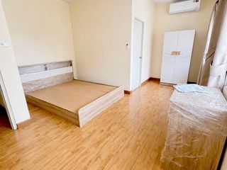 Аренда 4 спальни дом в Сан Кампаенг, Чианг Маи