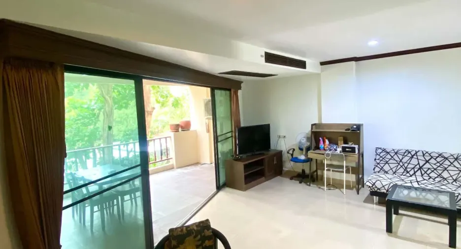 For sale 1 bed condo in Bang Lamung, Chonburi