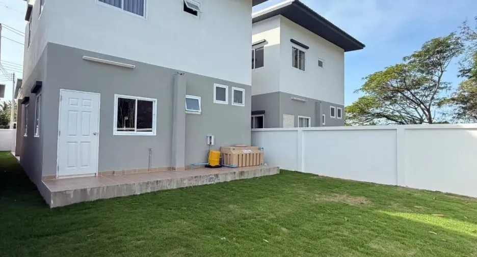 出售 3 卧室 独立屋 在 Mueang Pattani, Pattani