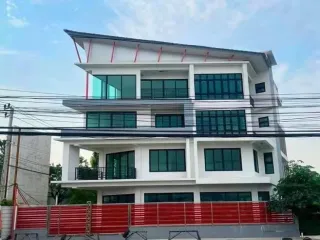 For rent 5 ベッドルーム retail Space in Bang Kruai, Nonthaburi