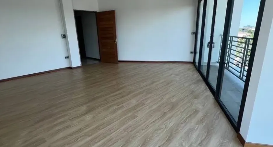 For rent 5 ベッドルーム retail Space in Bang Kruai, Nonthaburi