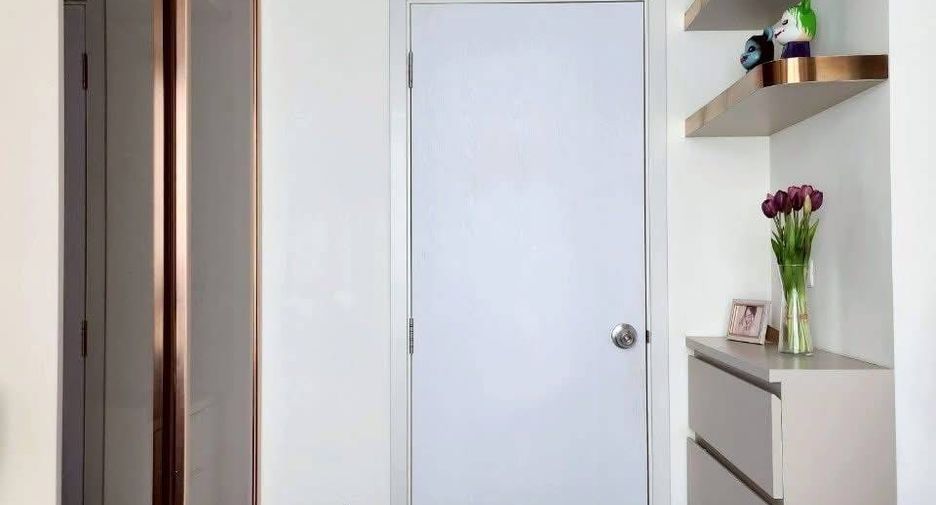 For sale 1 Beds condo in Huai Khwang, Bangkok