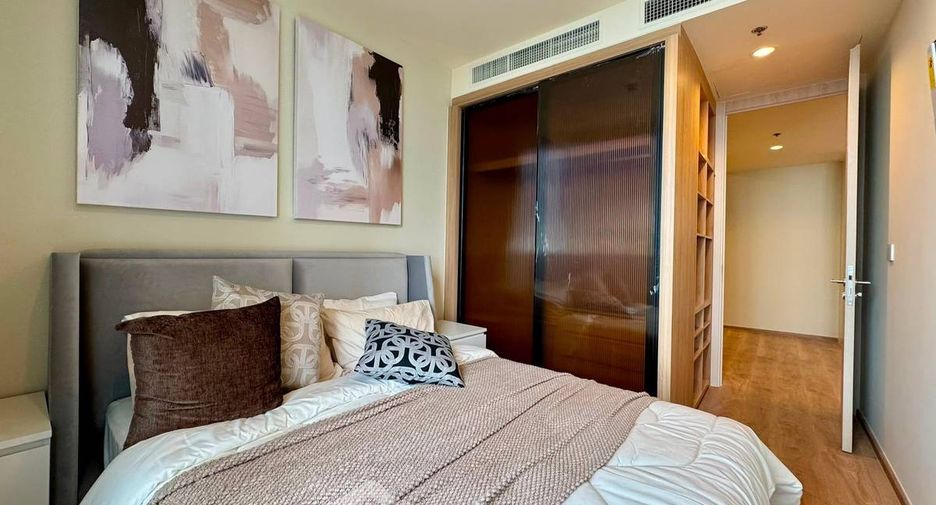 For rent 2 bedrooms condo in Watthana, Bangkok