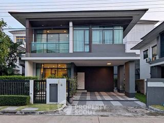 ให้เช่า 3 ห้องนอน บ้านเดี่ยว ใน บางกะปิ, กรุงเทพฯ