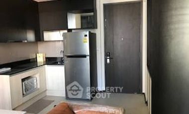 À vendre 1 chambre condo à Khlong Toei, Bangkok