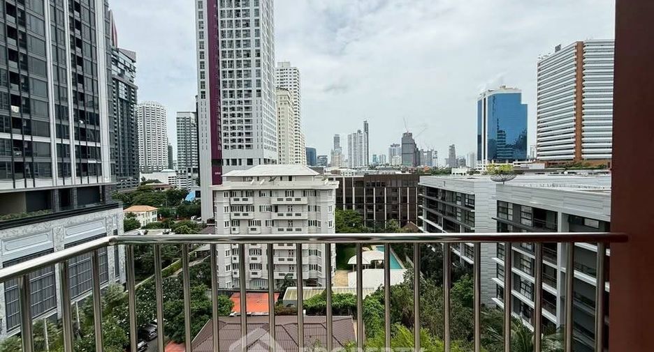 À vendre 2 chambres condo à Khlong Toei, Bangkok
