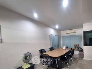 For sale 4 bedrooms townhouse in Prawet, Bangkok
