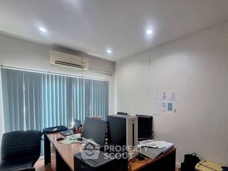 For sale 4 bedrooms townhouse in Prawet, Bangkok
