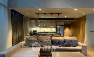 For rent and for sale 3 bedrooms condo in Watthana, Bangkok