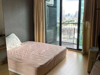 For sale 1 bed condo in Phaya Thai, Bangkok